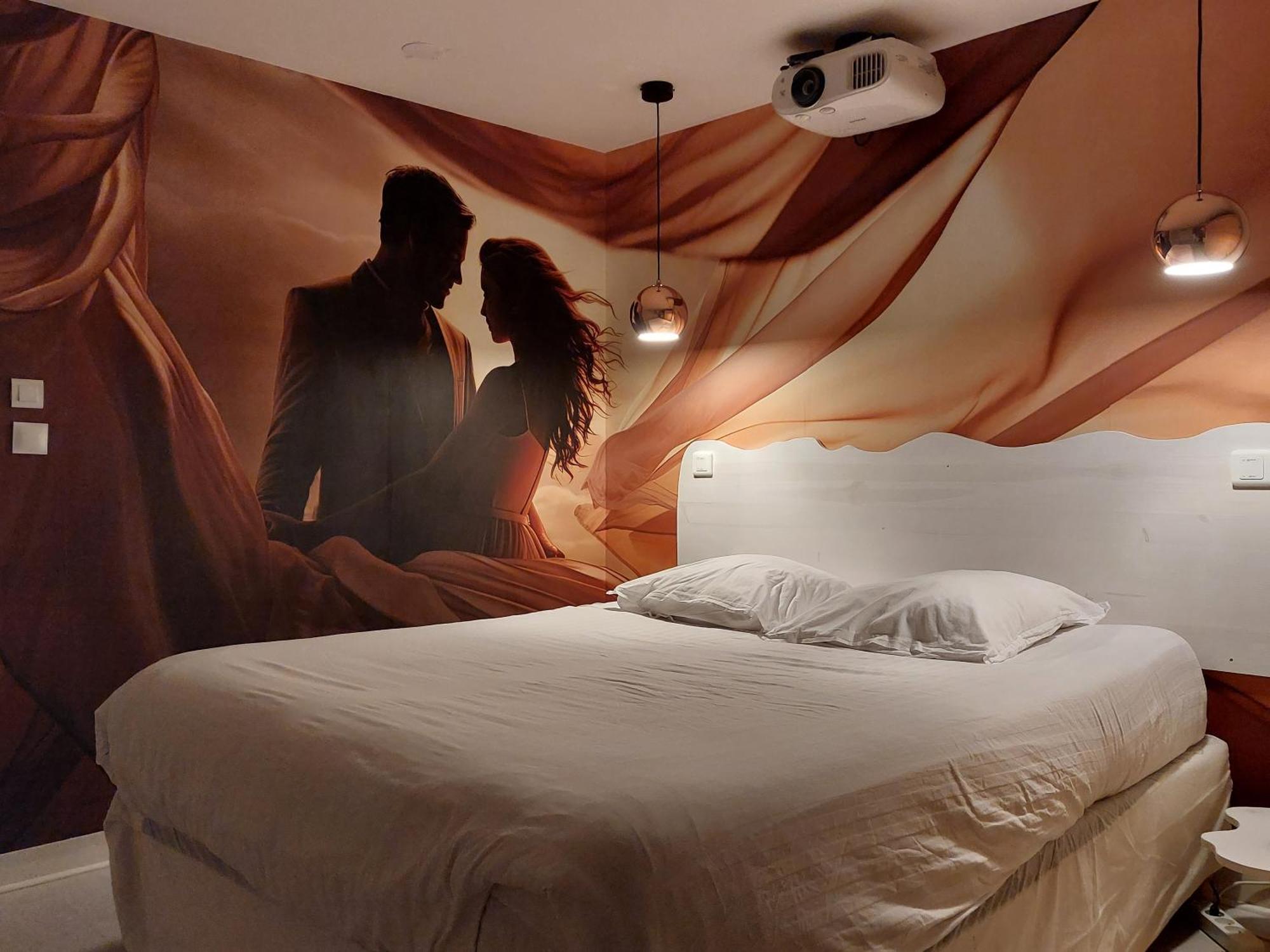 Love Room White - Les Delices Rooms Анже Екстериор снимка